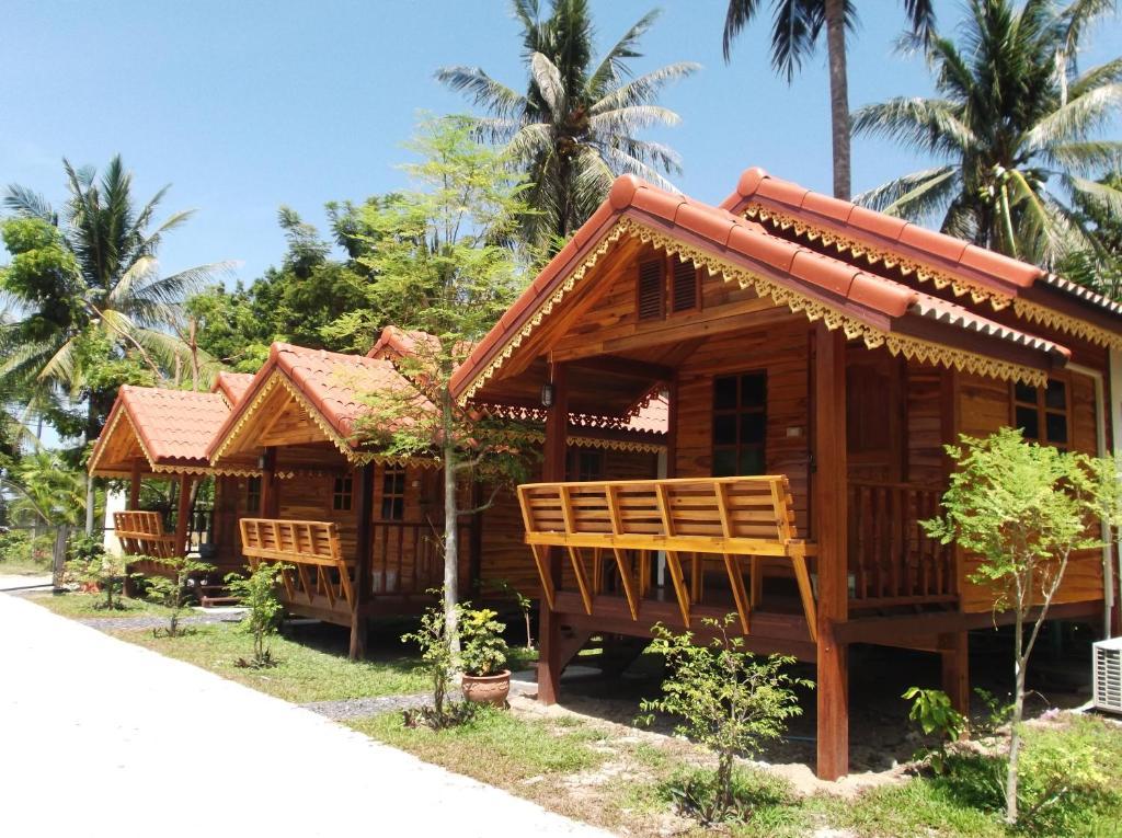 Nice Moon Resort Baan Tai Room photo